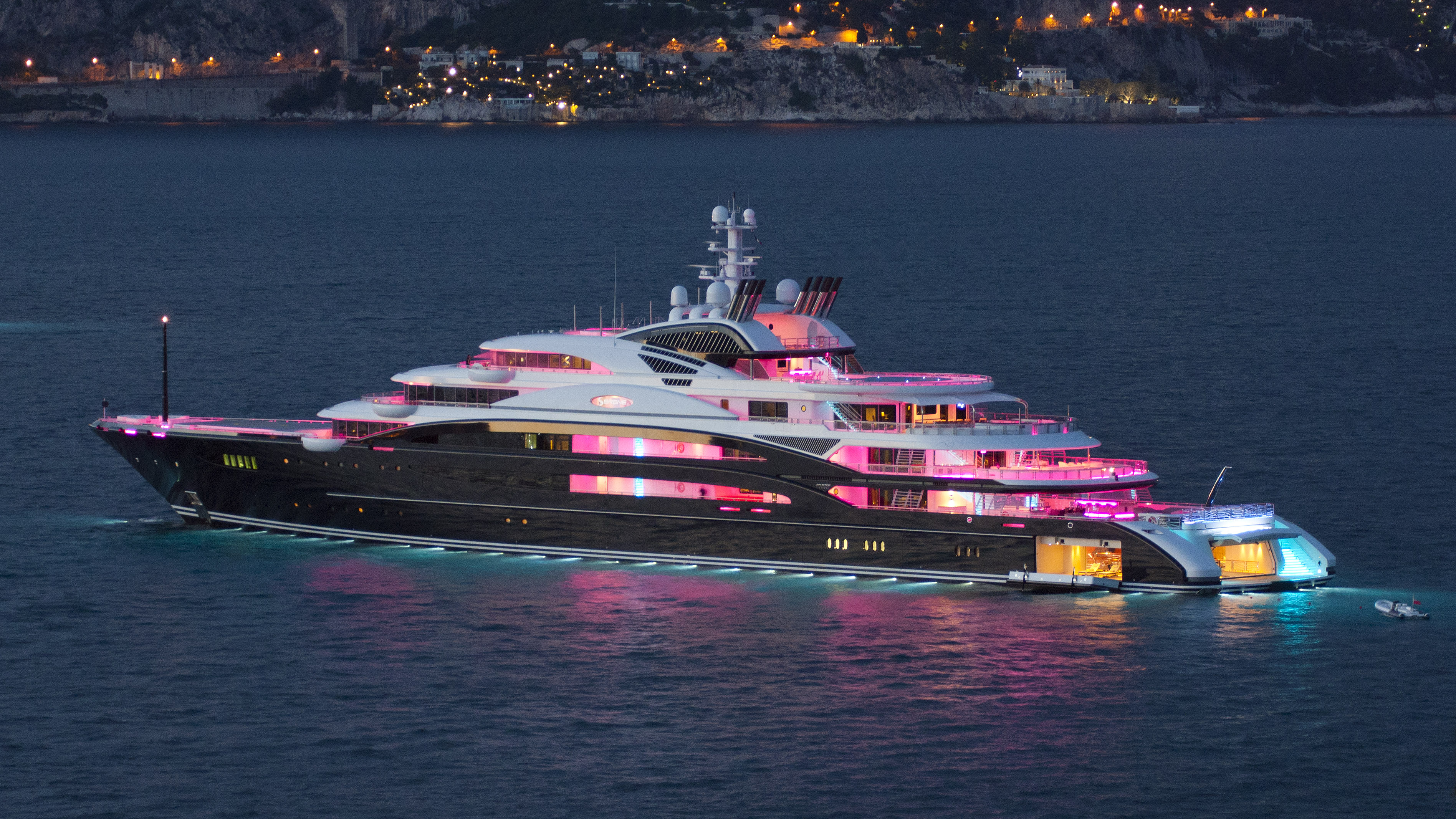 Serene The Embodiment Of Luxury Super Yachts
