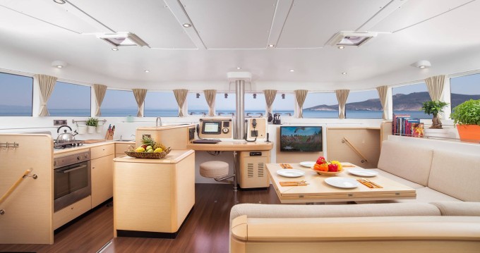 Fiche technique Lagoon 500 - SamBoat