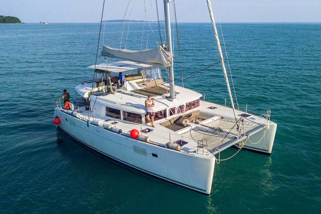 Lagoon 450 A Nice Catamaran Sailboat To Charter Lagoon 450 A Nice Catamaran Sailboat To Charter